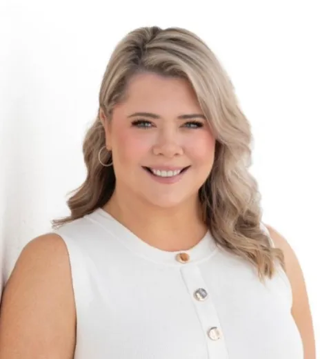 Candice Phillips - Real Estate Agent at Century 21 On Duporth - Maroochydore