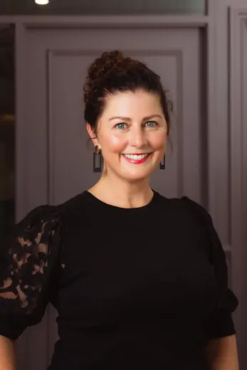 Megan Izatt - Real Estate Agent at O'Neill Estate Agents