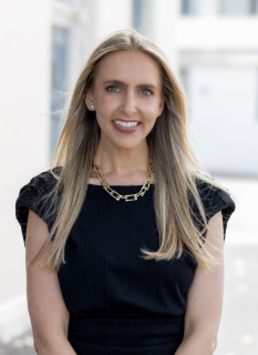 Stephanie Hawke - Real Estate Agent