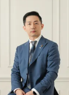 Ben He - Real Estate Agent
