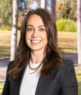 Courteney MacLeod - Real Estate Agent