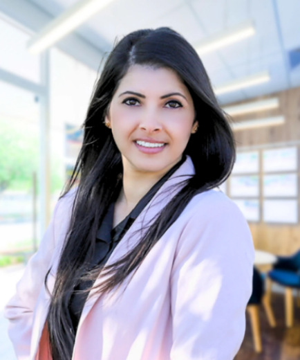 Nora Jovani - Real Estate Agent at Hillsea Real Estate - Arundel / Parkwood / Labrador