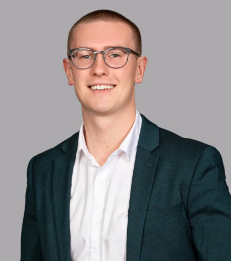 Ethan Johnston - Real Estate Agent at Sold Street - Oxenford / Upper Coomera