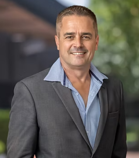Tony Bennett - Real Estate Agent at Bennett & Co Realty