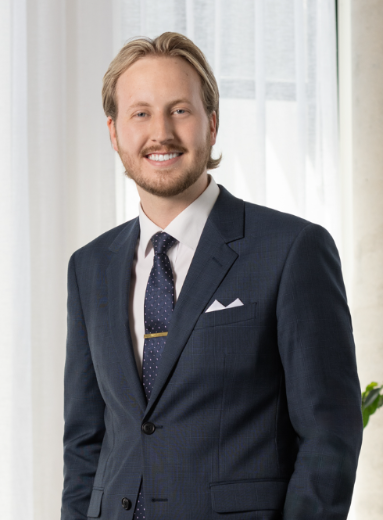 Carter Kingston - Real Estate Agent at McGrath - IVANHOE