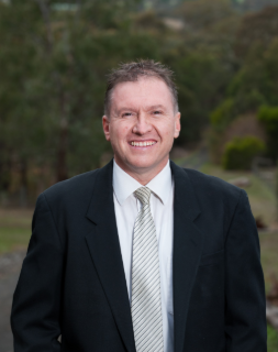 Gavin Henderson - Real Estate Agent