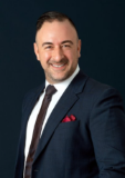 Steve Sfindilis - Real Estate Agent From - RT Edgar - Northside