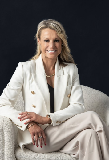 Justine Harris - Real Estate Agent at RT Edgar -  Manningham