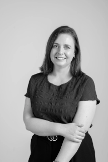 Jannika Chang - Real Estate Agent