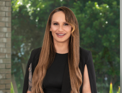 Elise Thomas - Real Estate Agent at SOLD Real Estate - CAVES BEACH