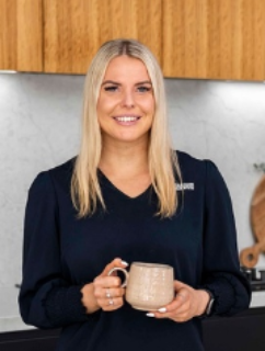 Claire Evans - Real Estate Agent