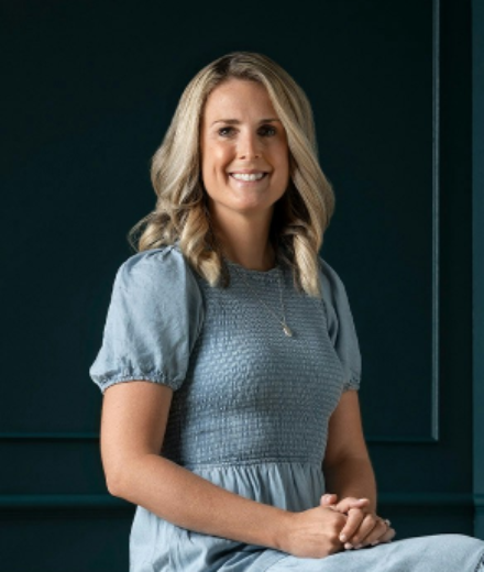 Stephanie Lorenzini - Real Estate Agent at Marshall White - Mornington Peninsula