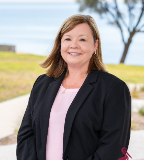 Amanda Flowers - Real Estate Agent