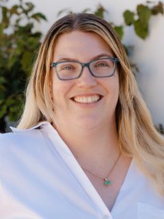 Serena Moss - Real Estate Agent
