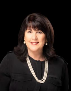 Sharon Campbell - Real Estate Agent