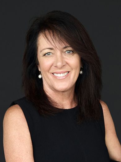 Sharon McInnes - Real Estate Agent at First National Byron