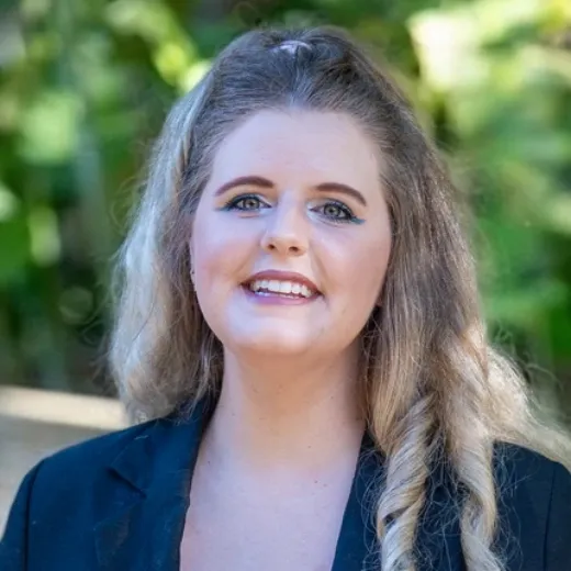 Rachael Klein - Real Estate Agent at Ray White - Cairns