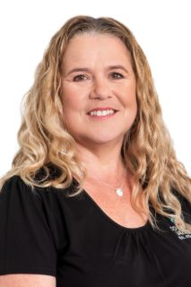 Shona Van Schaik - Real Estate Agent