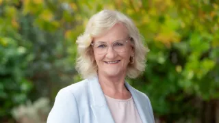 Shona Smart - Real Estate Agent