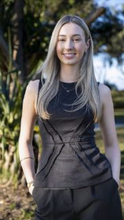 SIENNA MINEAR - Real Estate Agent