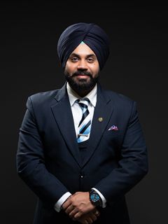 Simer Vij - Real Estate Agent