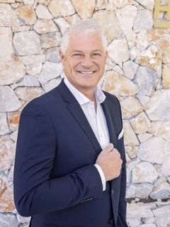 Simon Durante - Real Estate Agent