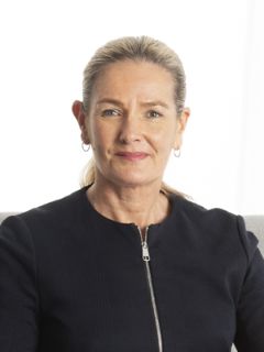 Simone Tindall - Real Estate Agent