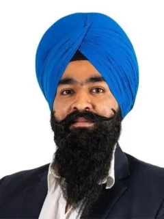 Simran Marwaha - Real Estate Agent