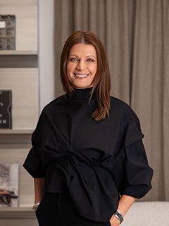 Sonia Jacob - Real Estate Agent