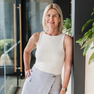 Sonya Richardson - Real Estate Agent