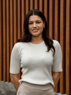 Sophia Guevara - Real Estate Agent