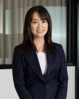 Spring Chen - Real Estate Agent