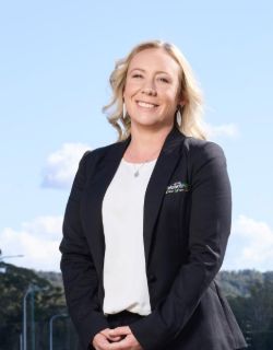 Stacey Chapman - Real Estate Agent