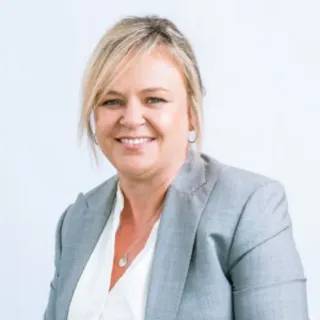 Stacey Yates - Real Estate Agent