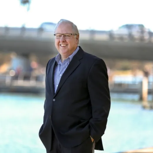 Peter Vetten - Real Estate Agent at Raine & Horne - Mandurah