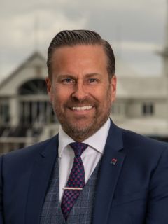 Stan Buzza - Real Estate Agent