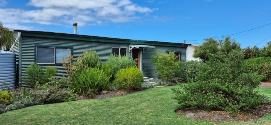 Charming renovated cottage in the heart of Walpole