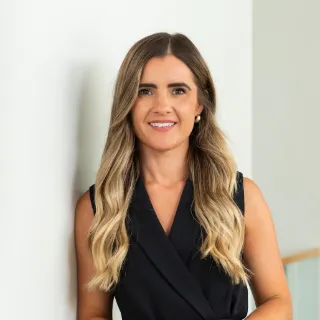 Stephanie Ash - Real Estate Agent