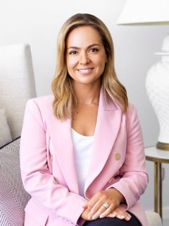 Stephanie Galante - Real Estate Agent