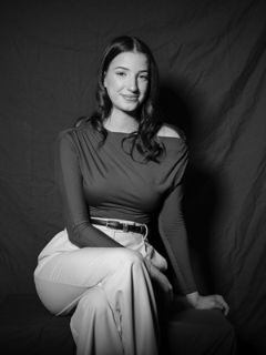 Stephanie Trpeska - Real Estate Agent