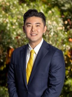 Steven Yang - Real Estate Agent