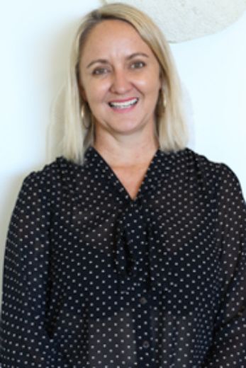 Melanie Lawlor - Real Estate Agent at Stradbroke Island Coastal Homes - POINT LOOKOUT