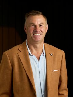 Stuart James - Real Estate Agent
