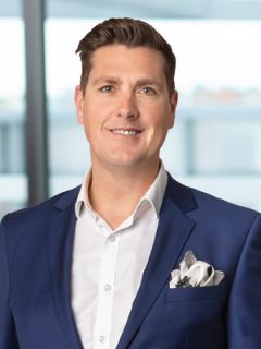 Stuart Mitchell - Real Estate Agent