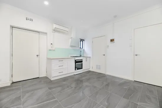 1/527 Warrigal Road, Ashwood, Vic 3147
