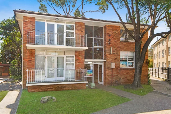 10/13 Grafton Crescent, Dee Why, NSW 2099