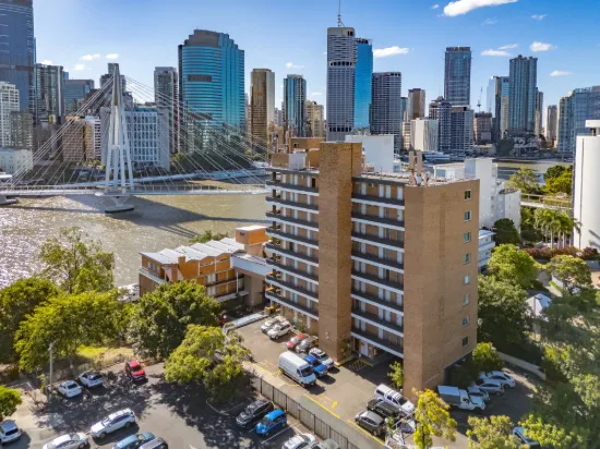 106/355 Main Street, Kangaroo Point, Qld 4169