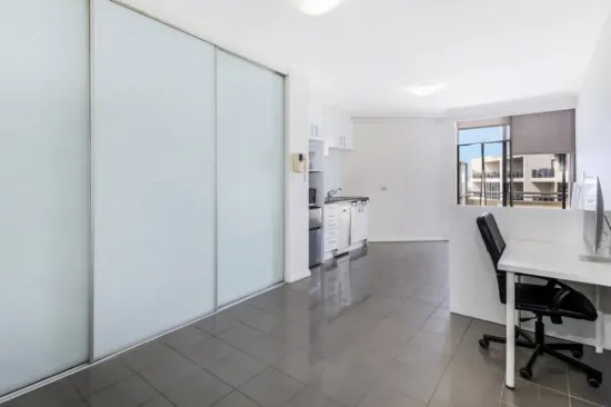 242B/806 Bourke Street, Waterloo, NSW 2017