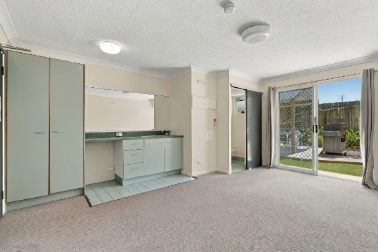 4/105 Farnell Street, Chermside, Qld 4032