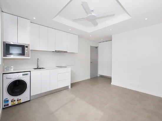 8/33 Hampden Street, Beverly Hills, NSW 2209